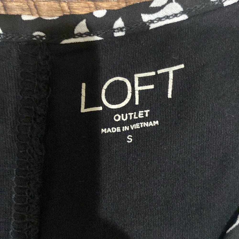 Loft Top - Picture 2 of 3